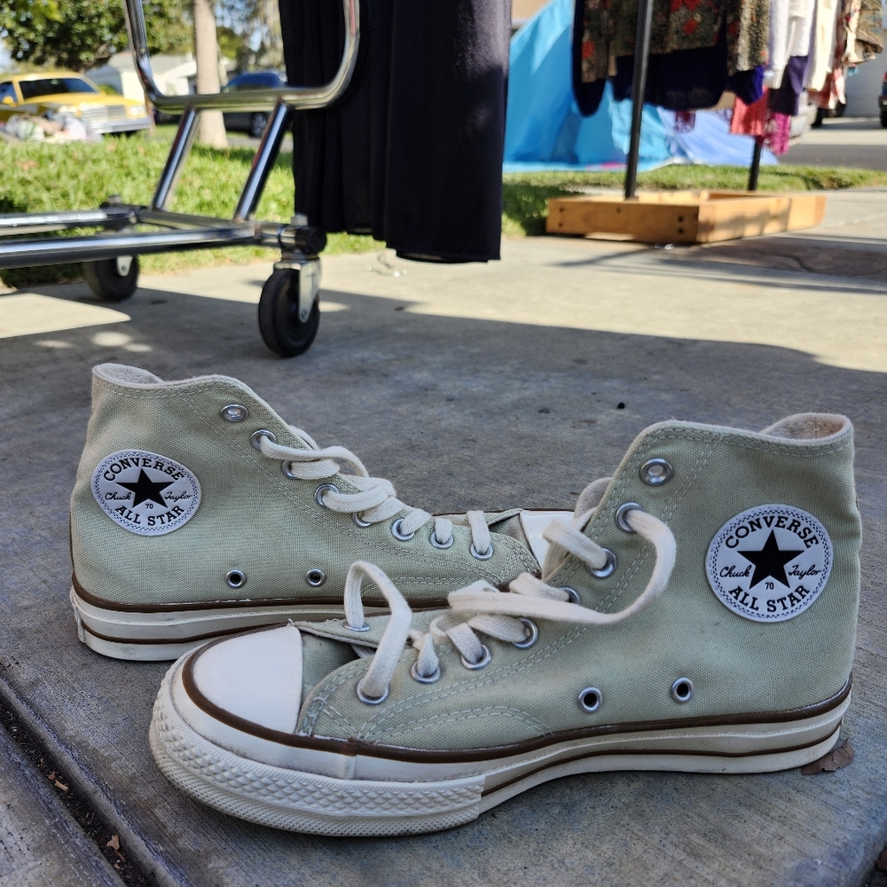 very lightly used custom mint green and brown converse chuck 70s